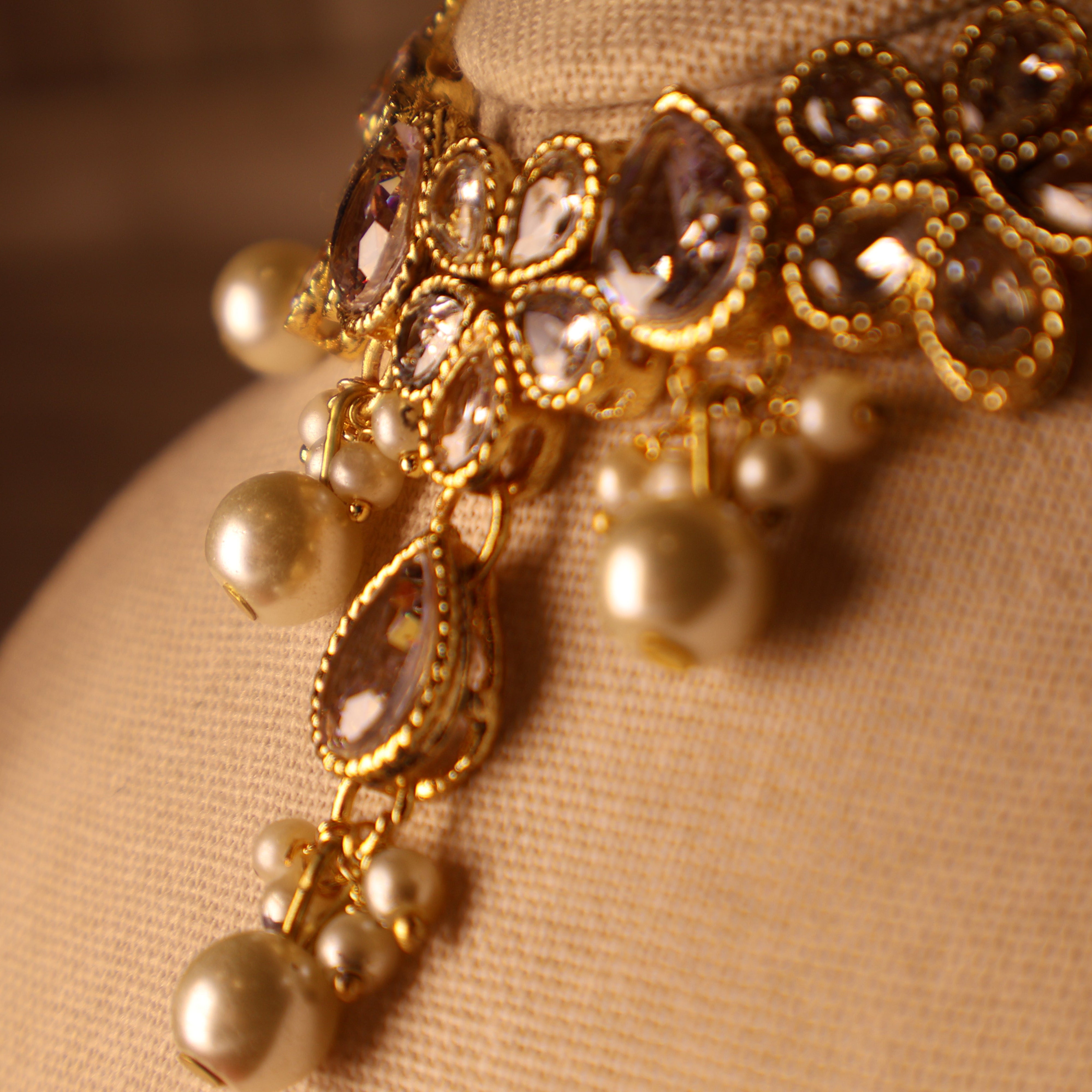 HEERA IN GOLD