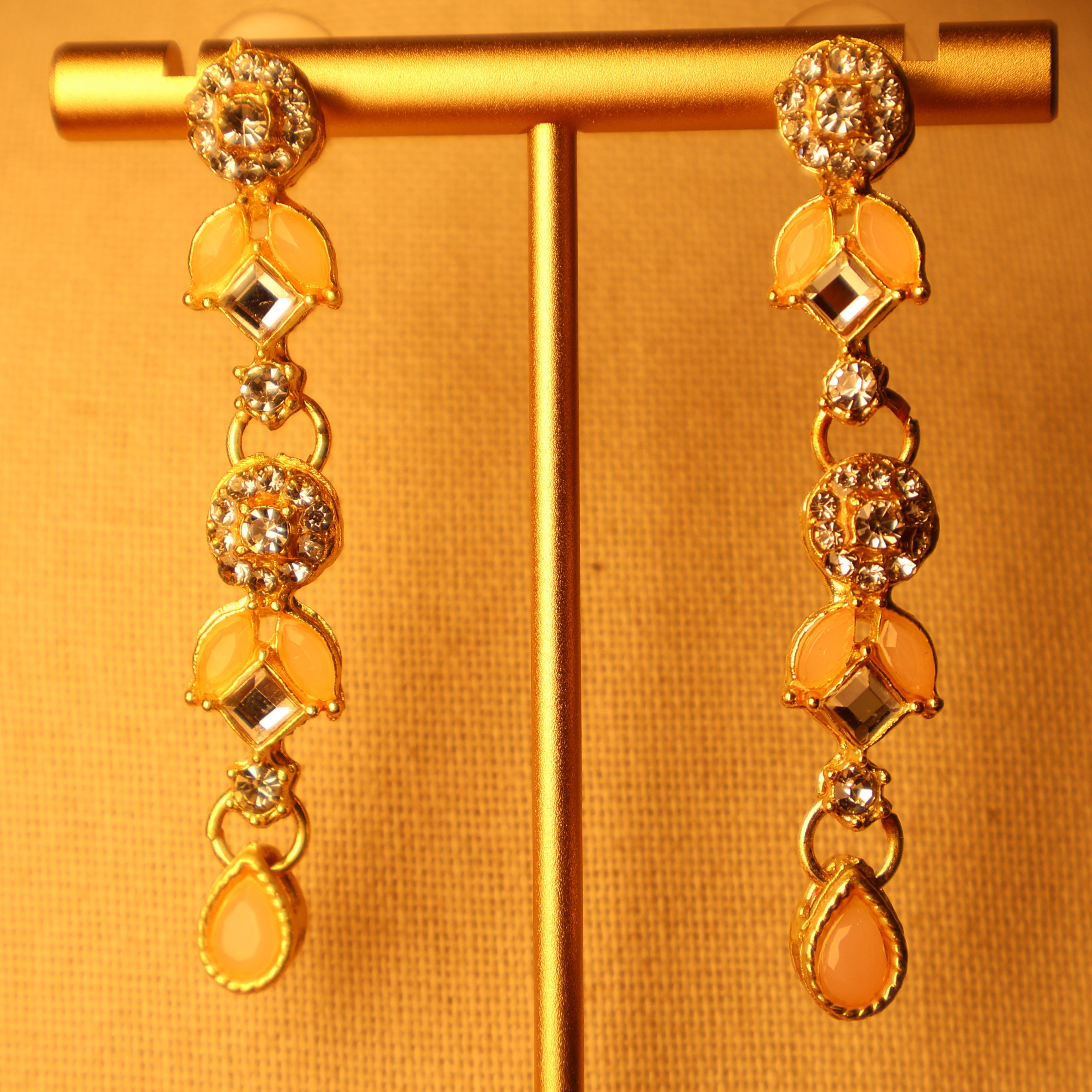 SEHER soft peach and gold kundan-style necklace set with tikka and earrings