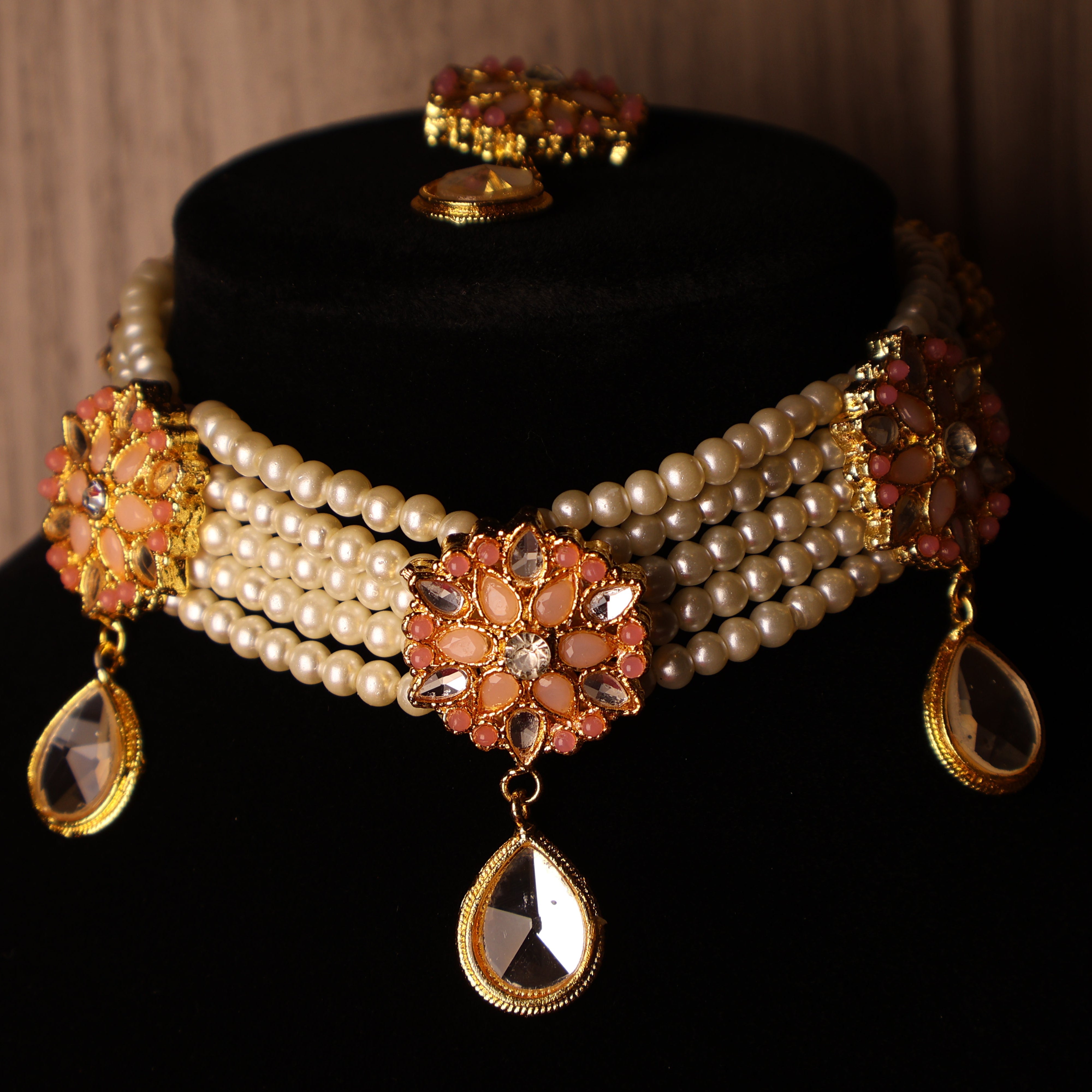 NARGIS peach pearl and gold kundan-style choker set with tikka and earrings