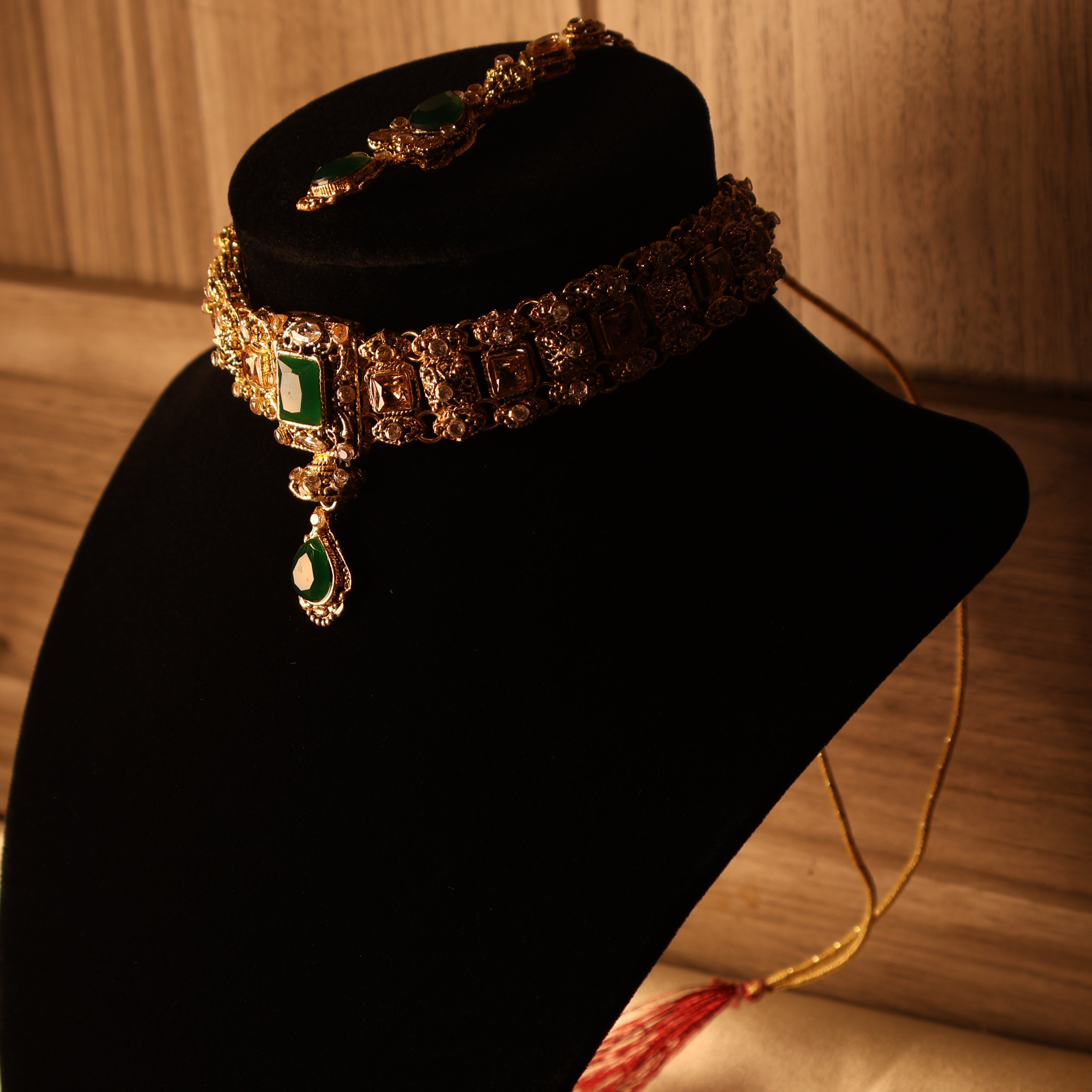 PANNA emerald green and gold kundan-style necklace set with tikka and earrings