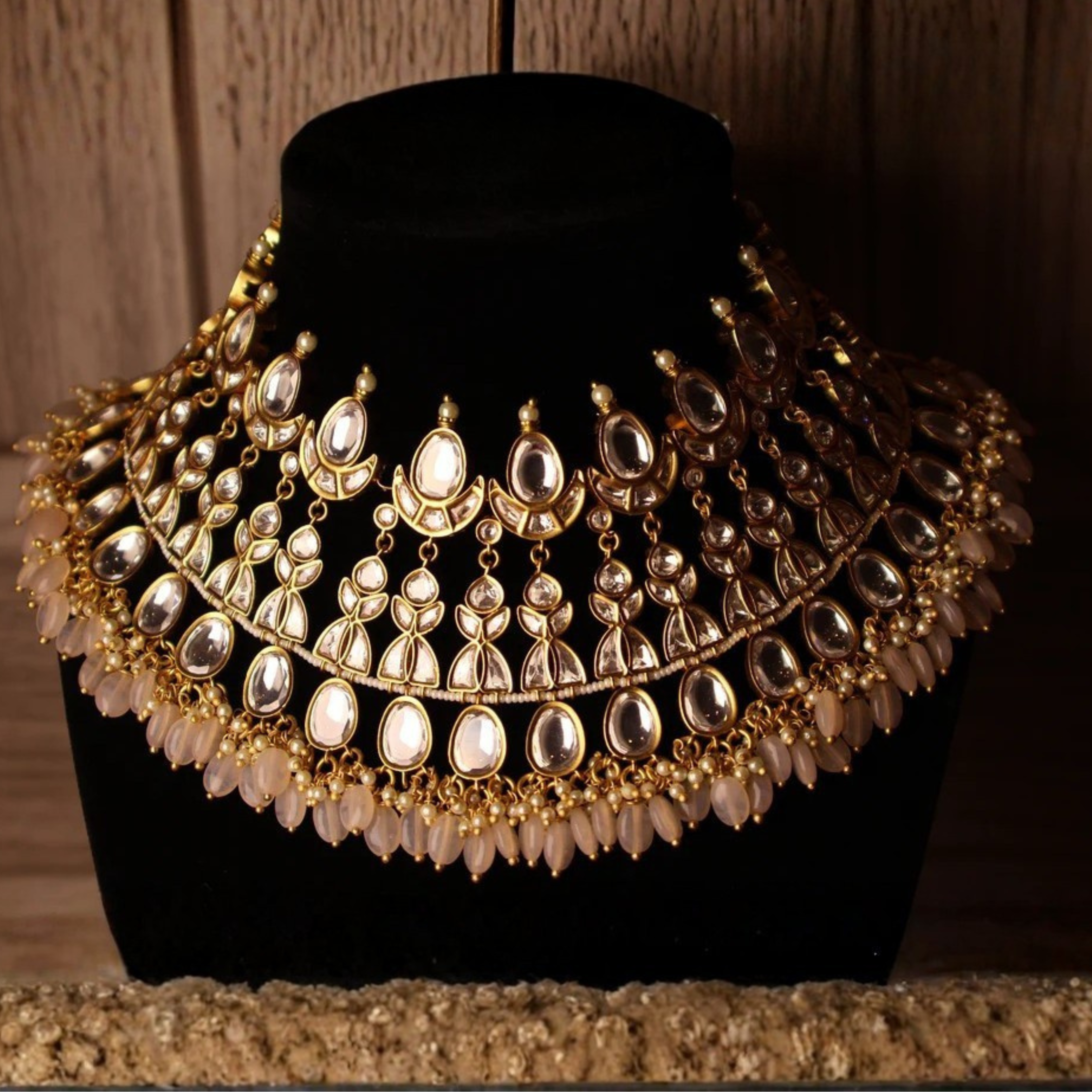 GAUHAR mirror-cut and champagne kundan-style bridal collar with tikka and earrings