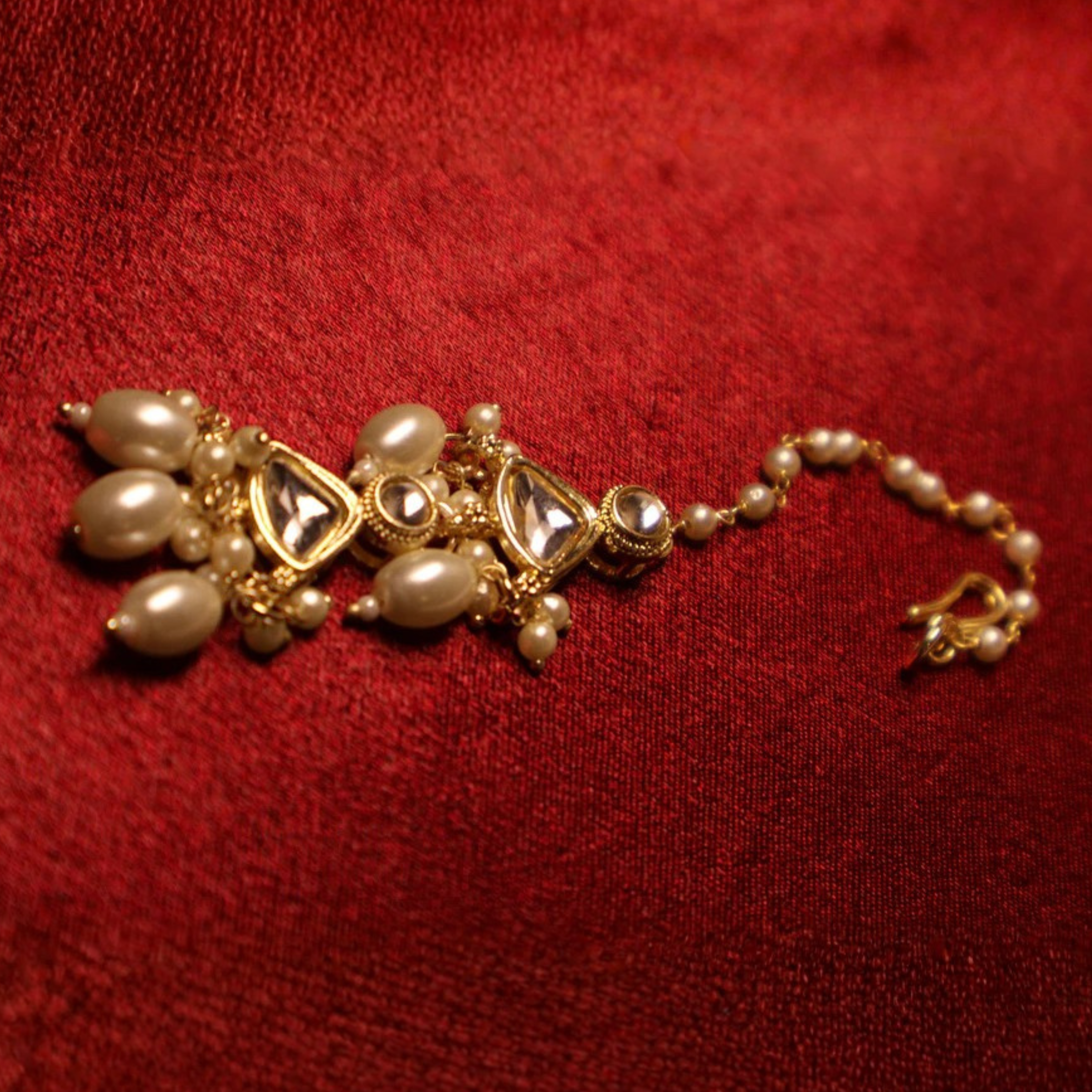 YASMEEN gold and pearl kundan-style bridal necklace set with tikka and earrings