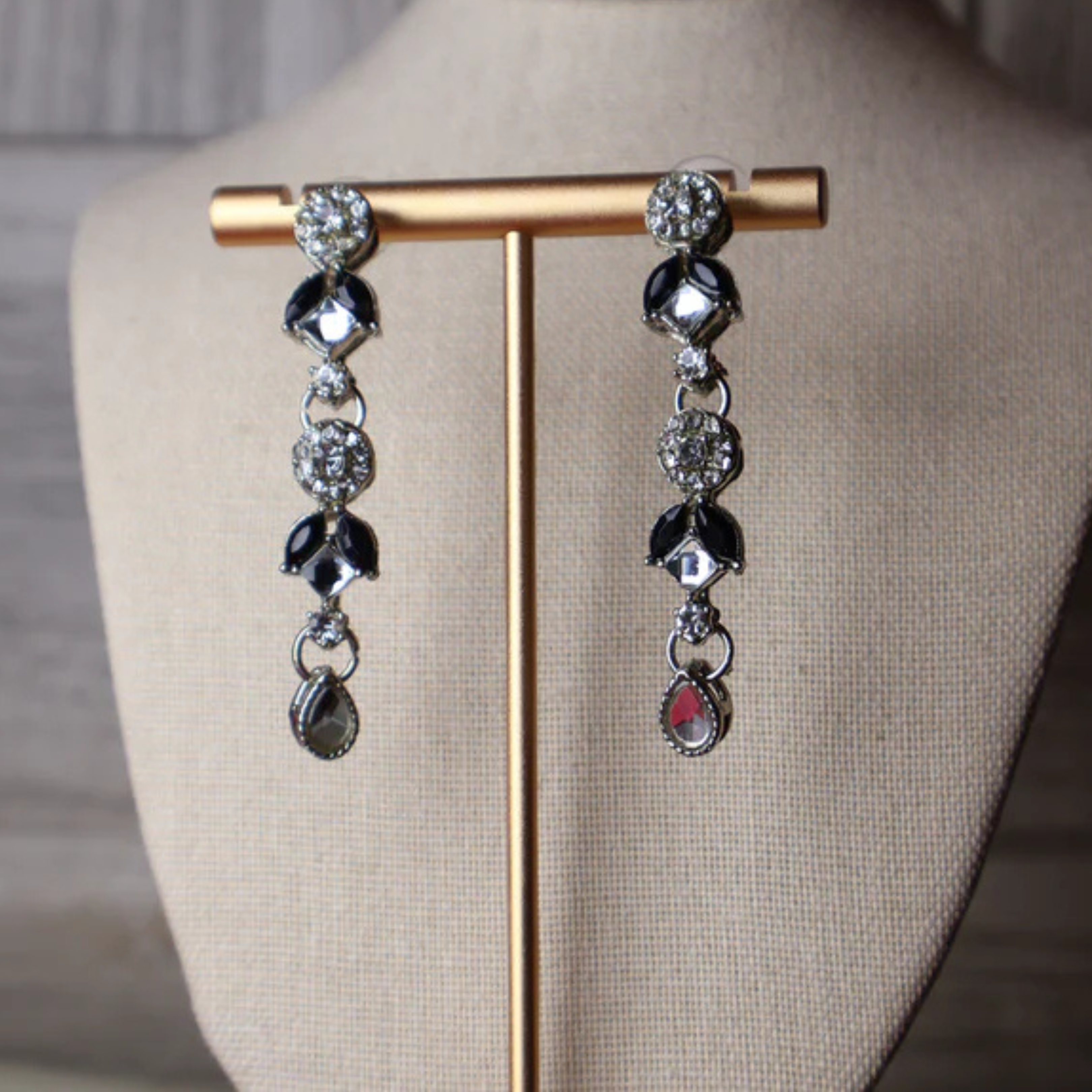 LAILA black and silver-tone kundan-style necklace set with tikka and earrings