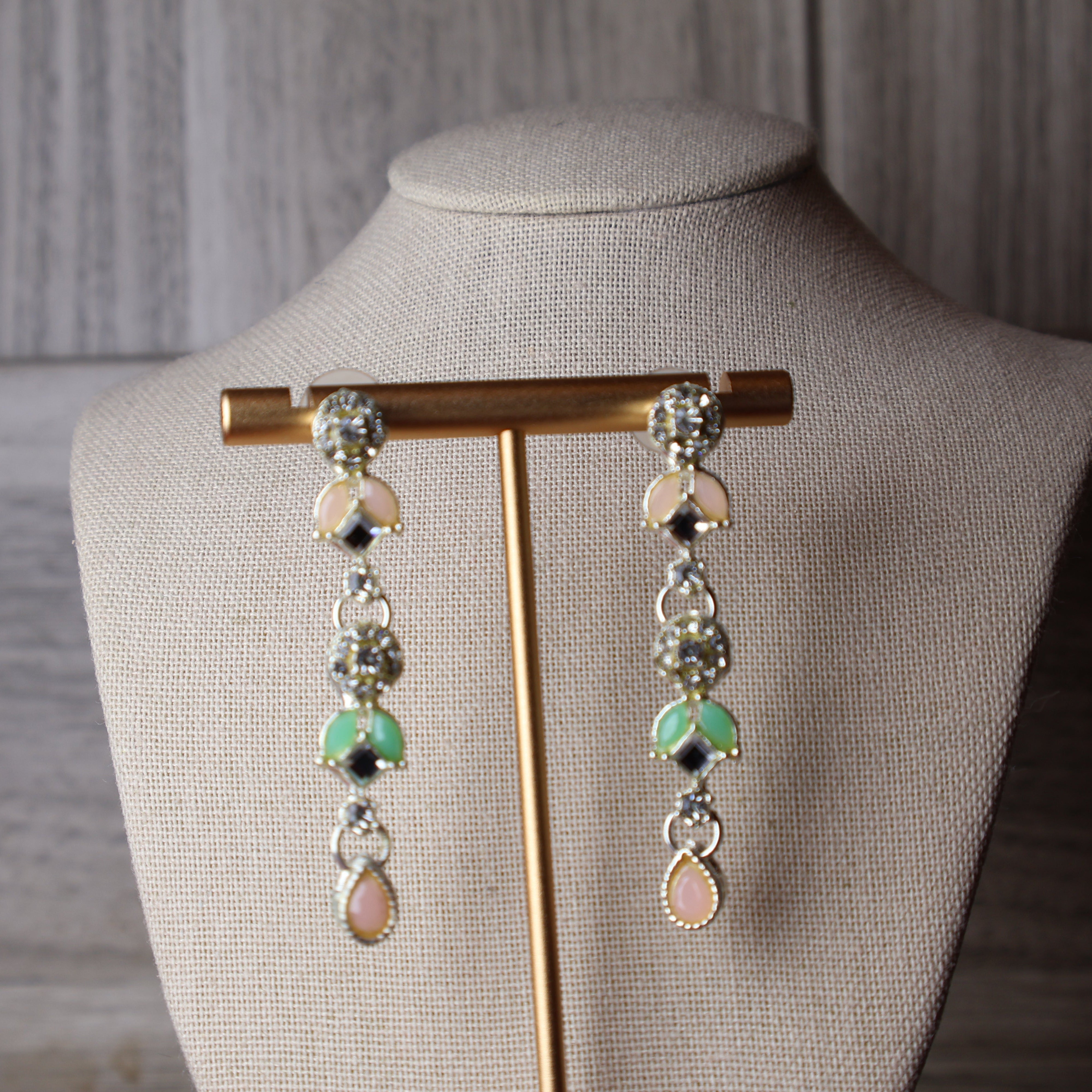 MOTI silver-tone pearl, blush and mint kundan-style drop set with tikka and earrings