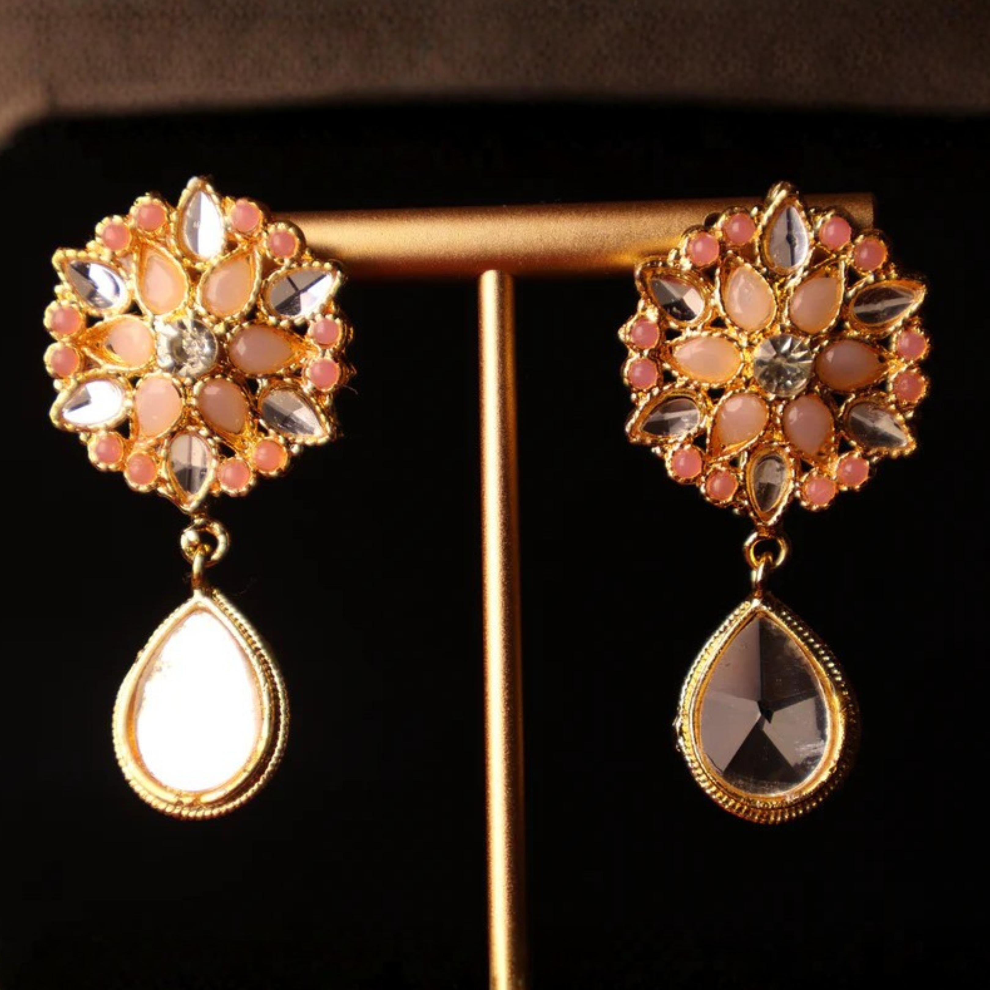 NARGIS peach pearl and gold kundan-style choker set with tikka and earrings