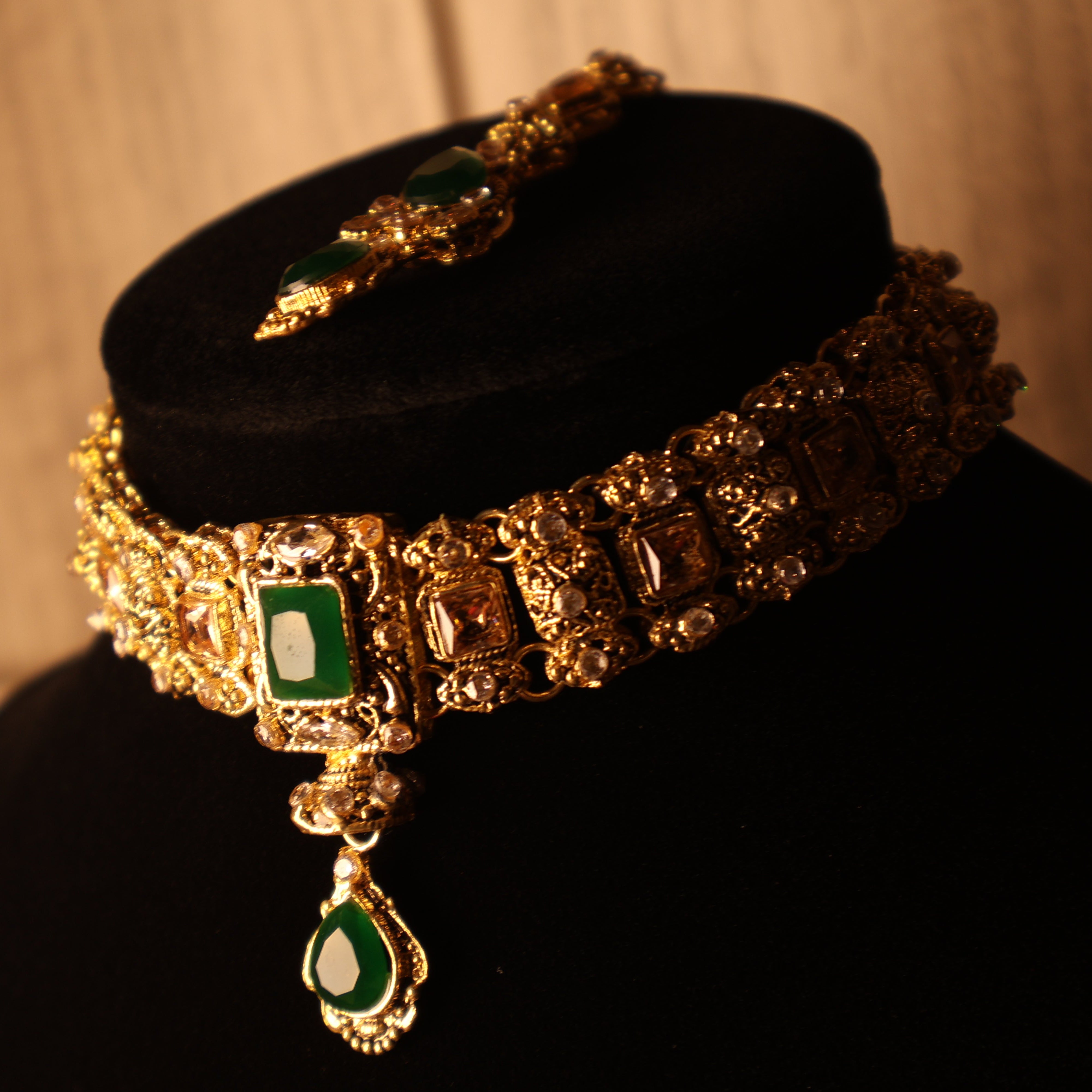 PANNA emerald green and gold kundan-style necklace set with tikka and earrings