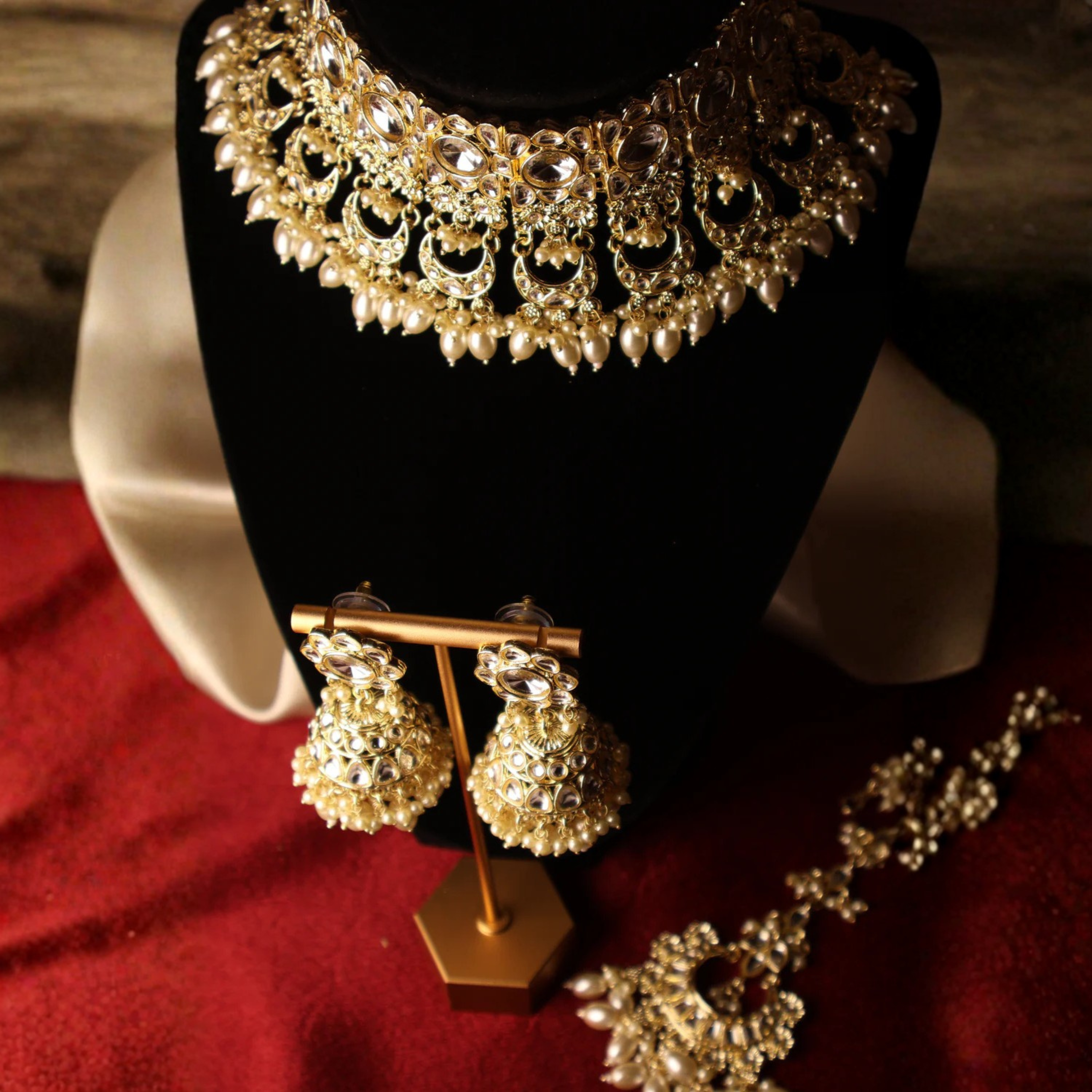 ROSHANARA gold and pearl kundan-style bridal collar with jhumka earrings and tikka