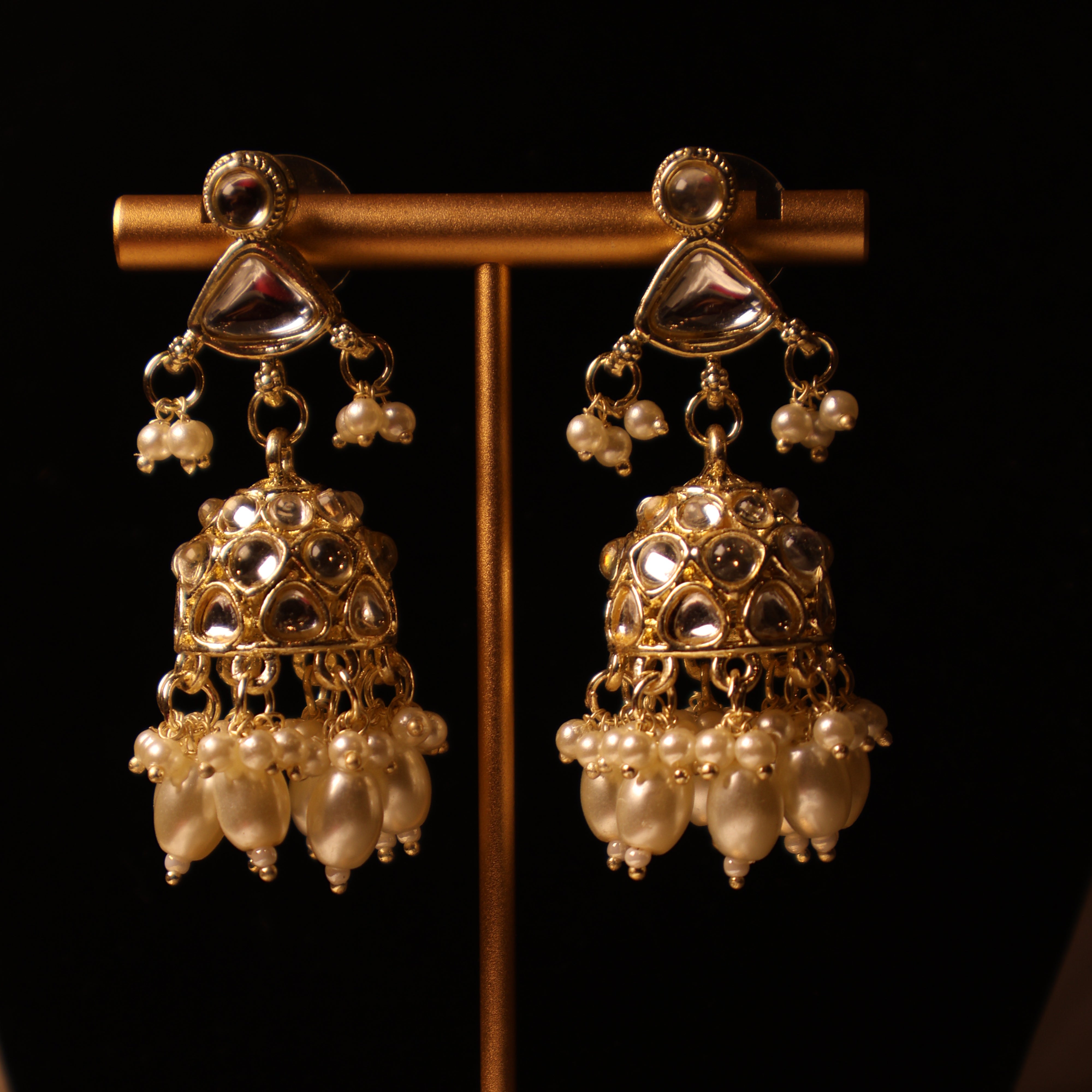 YASMEEN gold and pearl kundan-style bridal necklace set with tikka and earrings