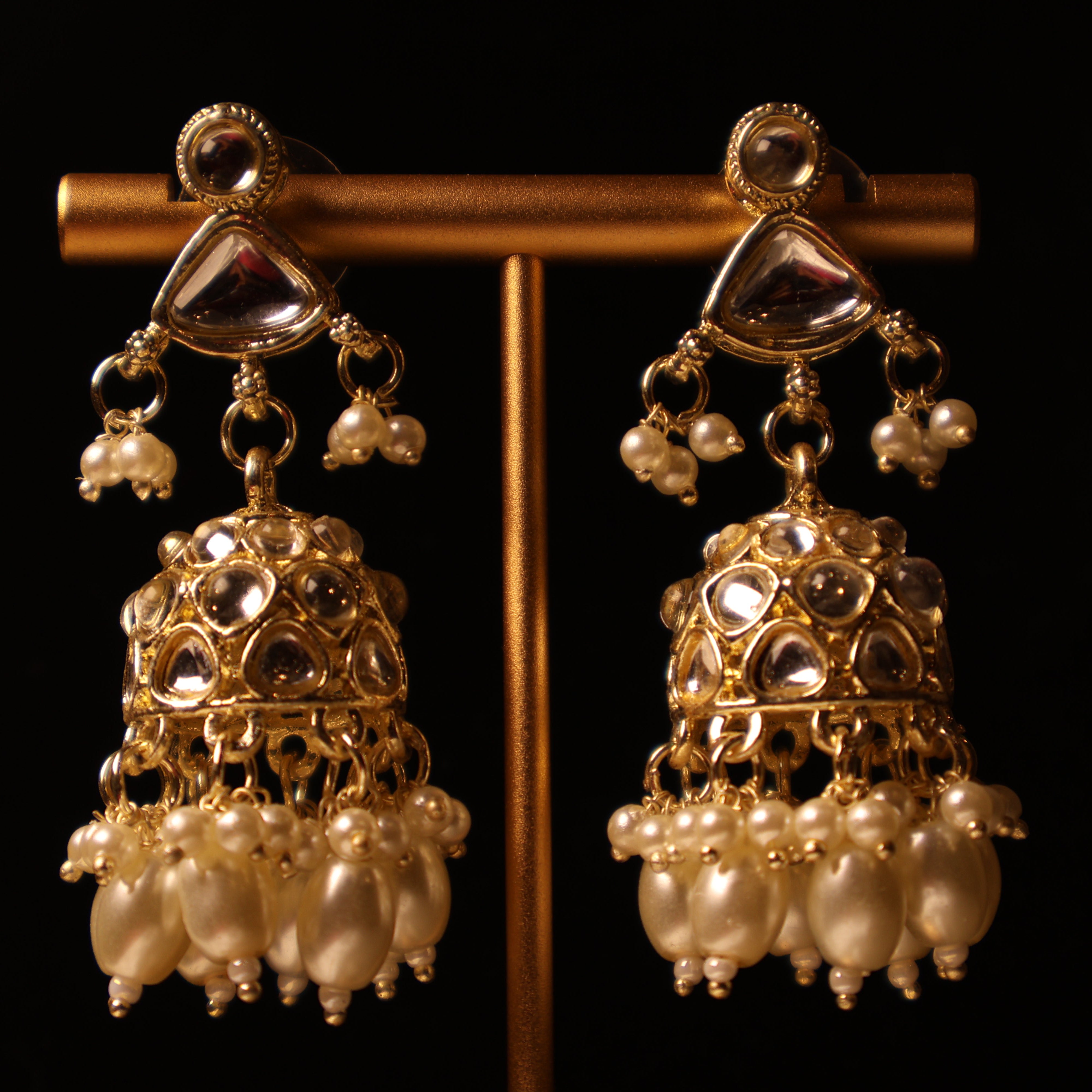 YASMEEN gold and pearl kundan-style bridal necklace set with tikka and earrings